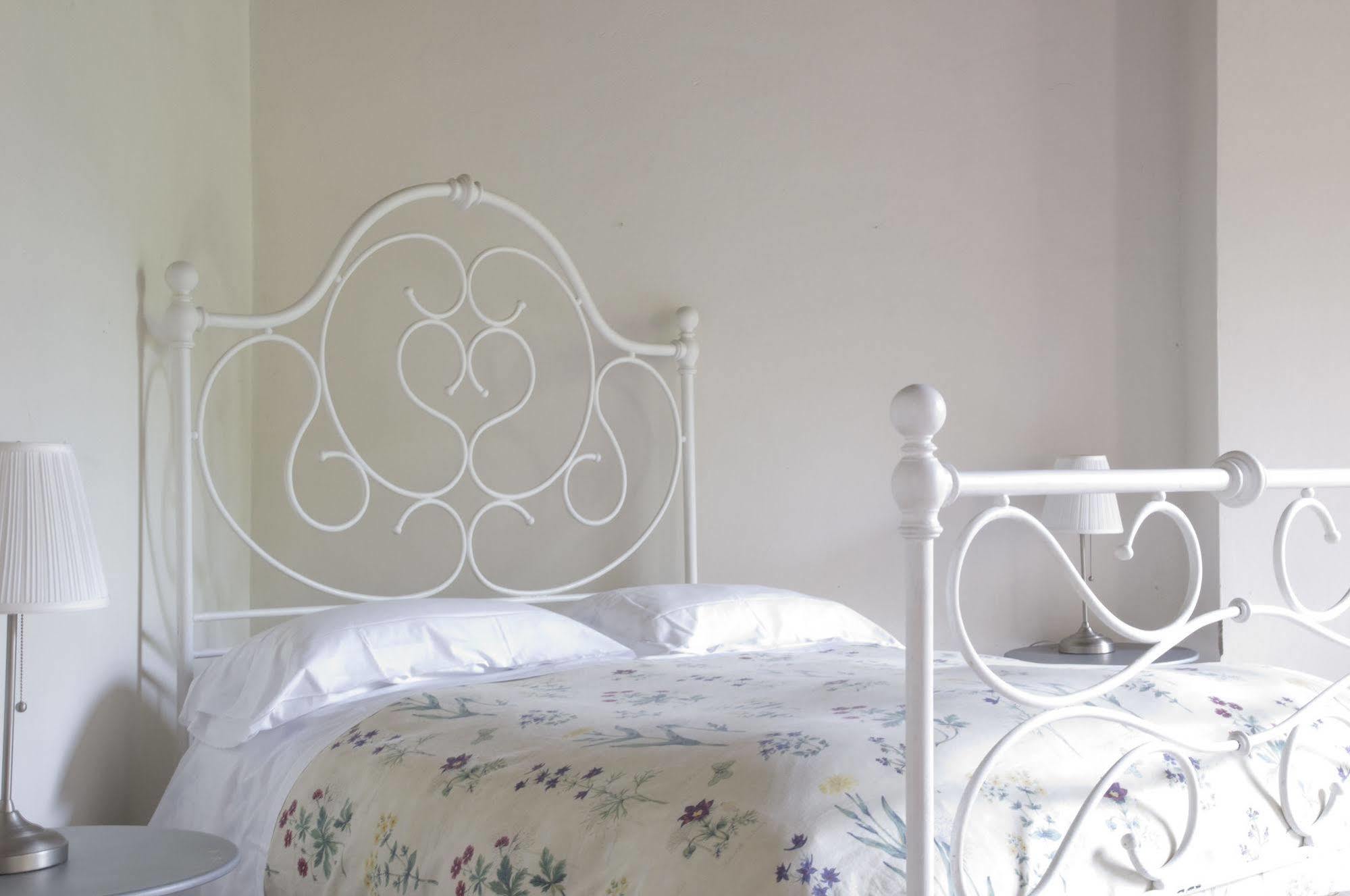 Fattoria Di Bacchereto - Guest House 외부 사진